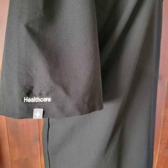 FIGS Technical Collection Scrub Top Women XXL Black V-Neck Chest Pocket Medical - Picture 7 of 11